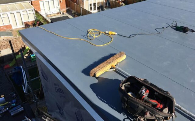 flat roofing services 03